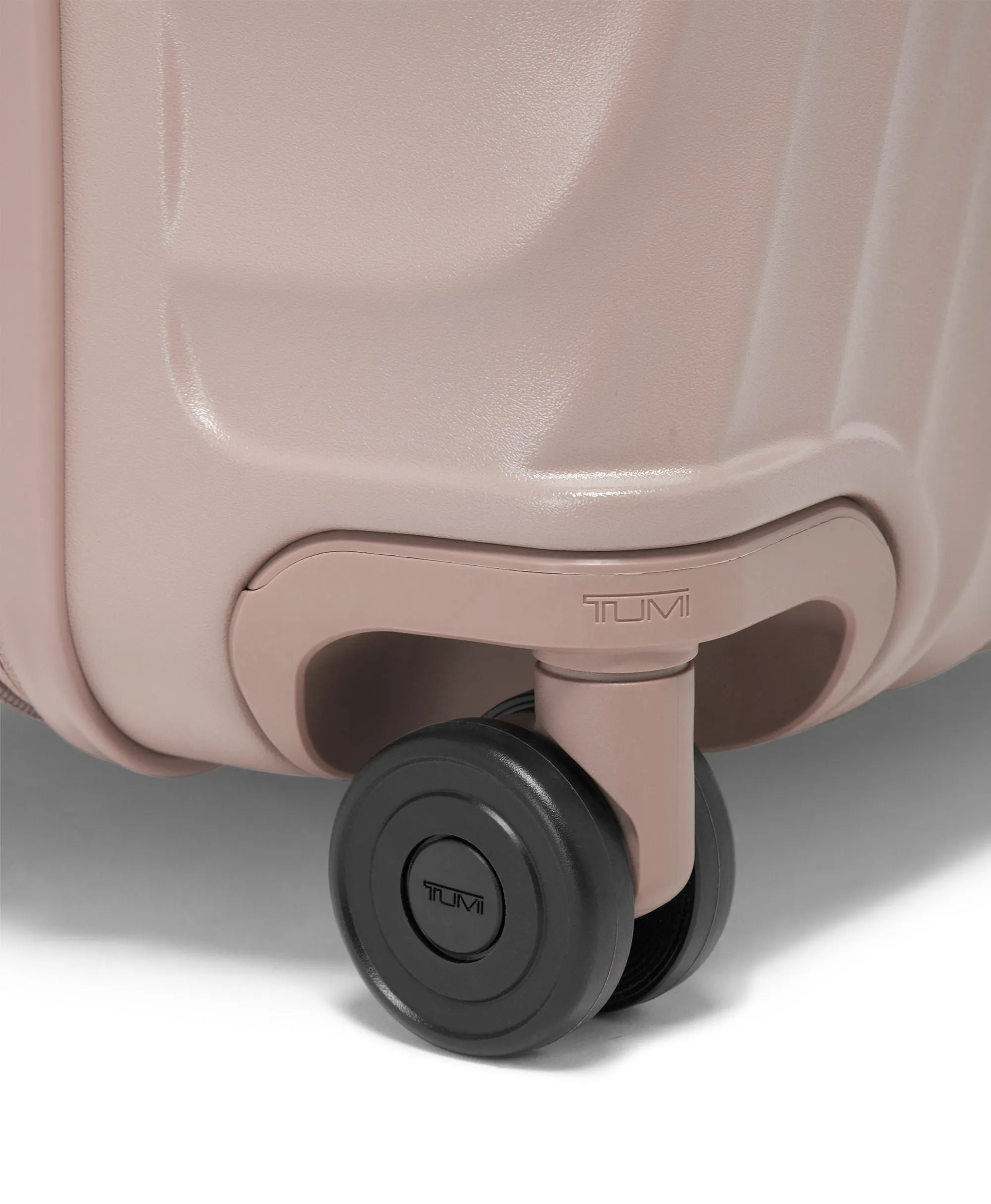 19 Degree Short Trip Expandable 4-Whl Packing Case - Mauve