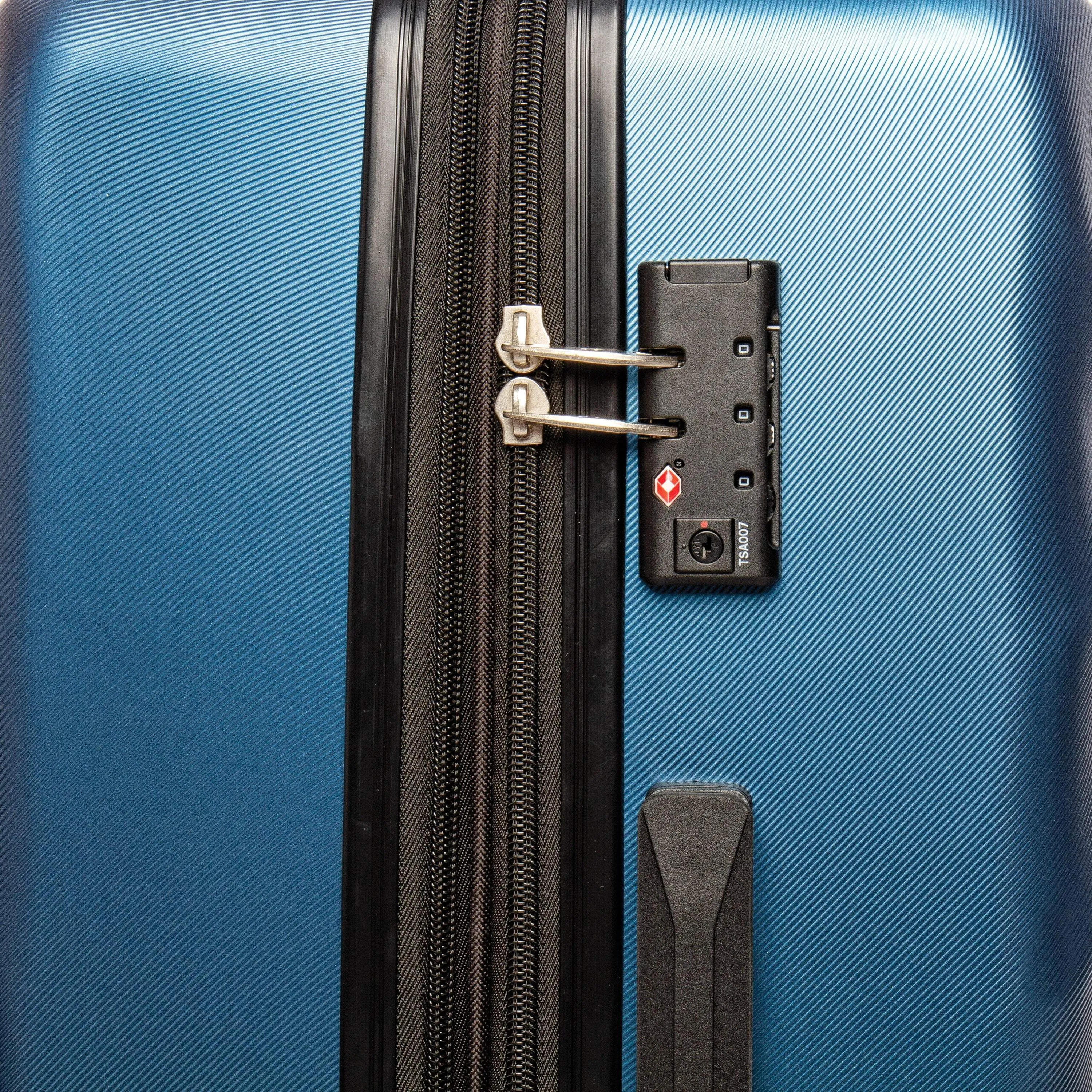 American Tourister Crave Collection Medium Expandable Spinner Luggage