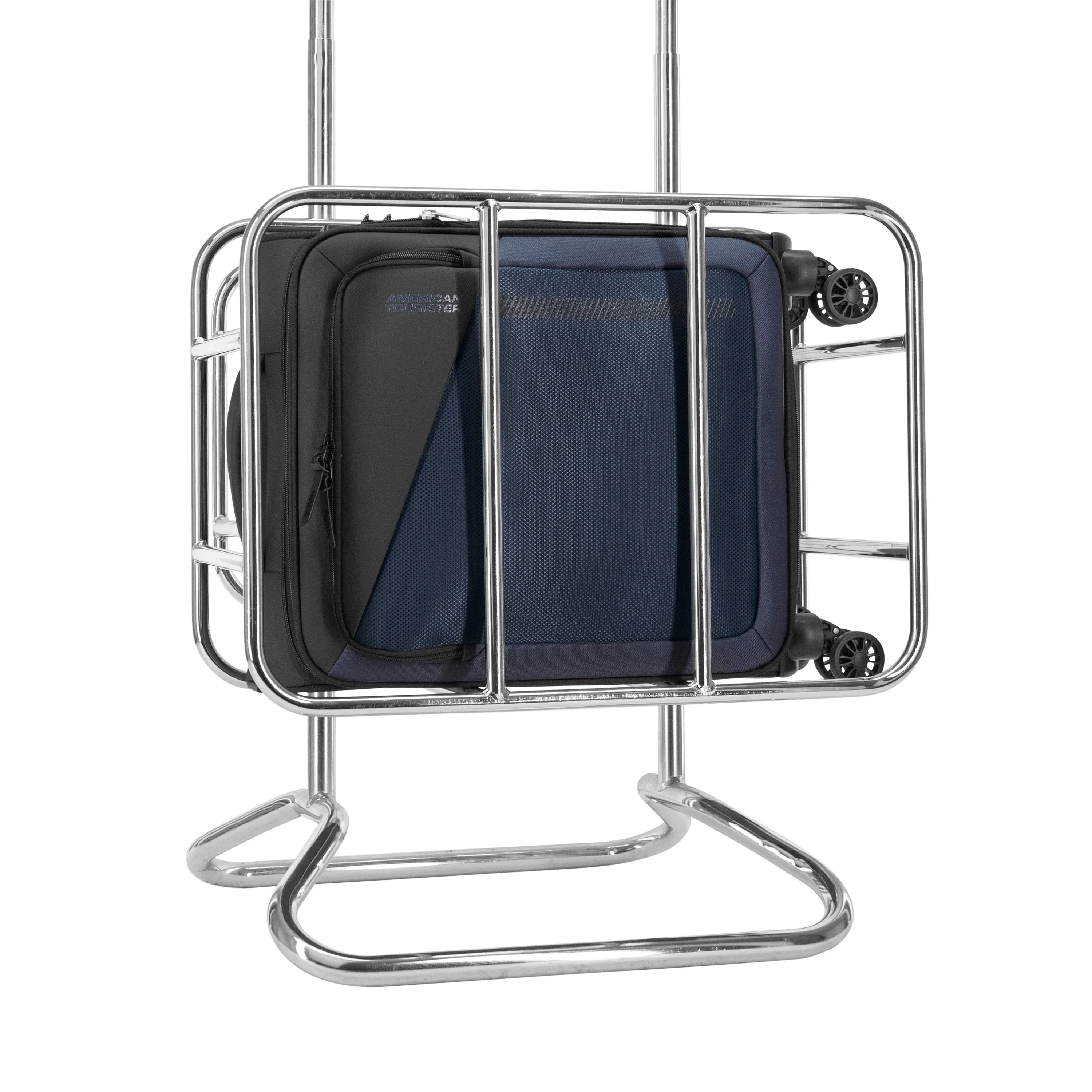 American Tourister Daring Dash Spinner Expandable Carry-On Luggage