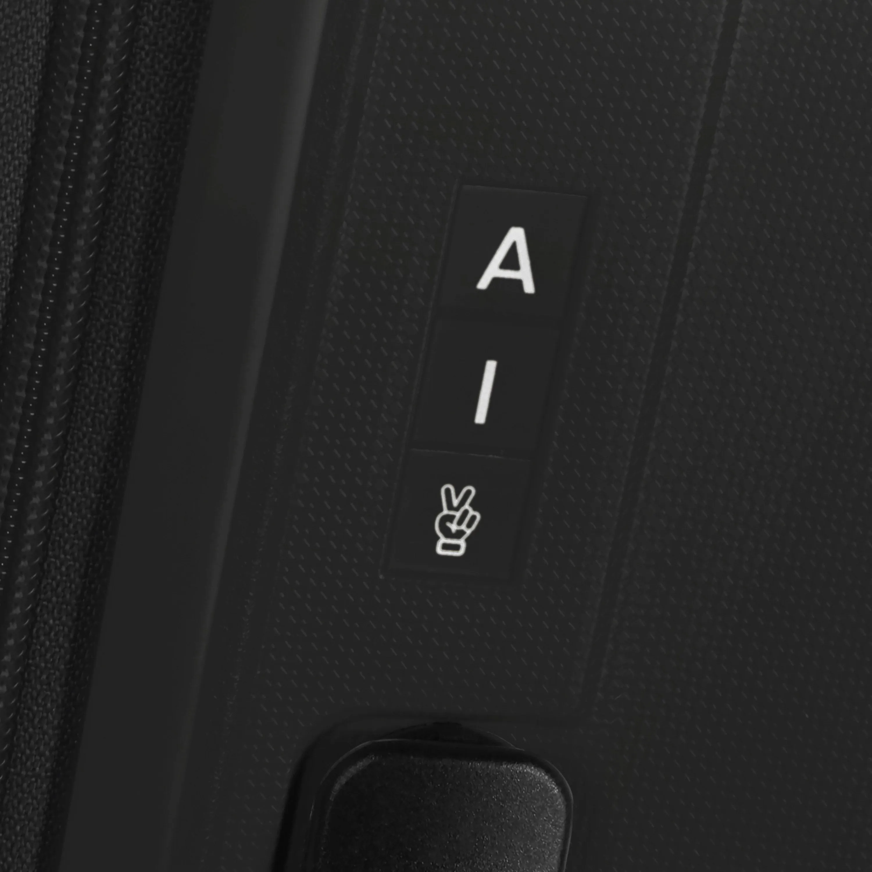American Tourister Rejoy Spinner Expandable Carry-On Luggage