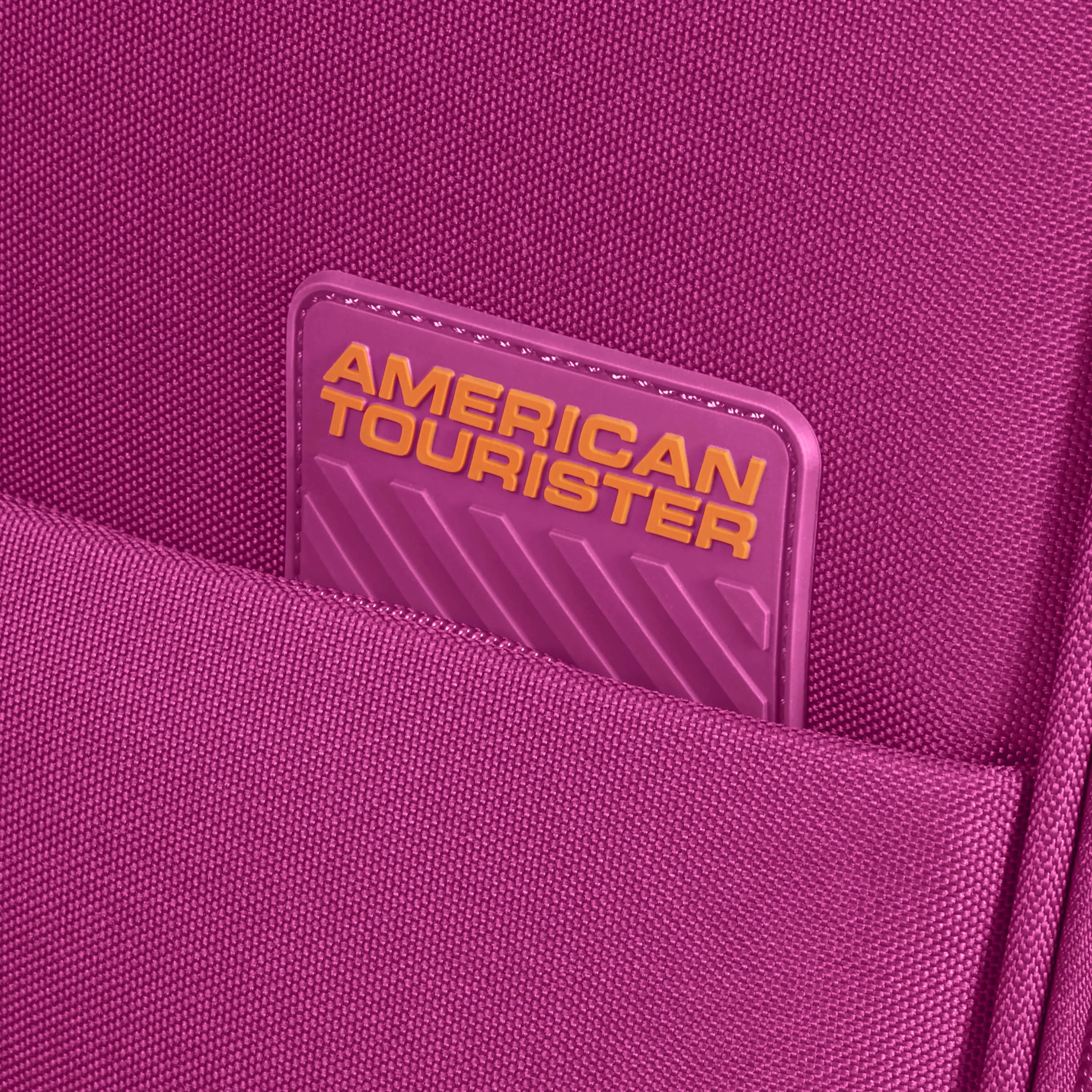 American Tourister Sun Break Spinner Carry-On Luggage
