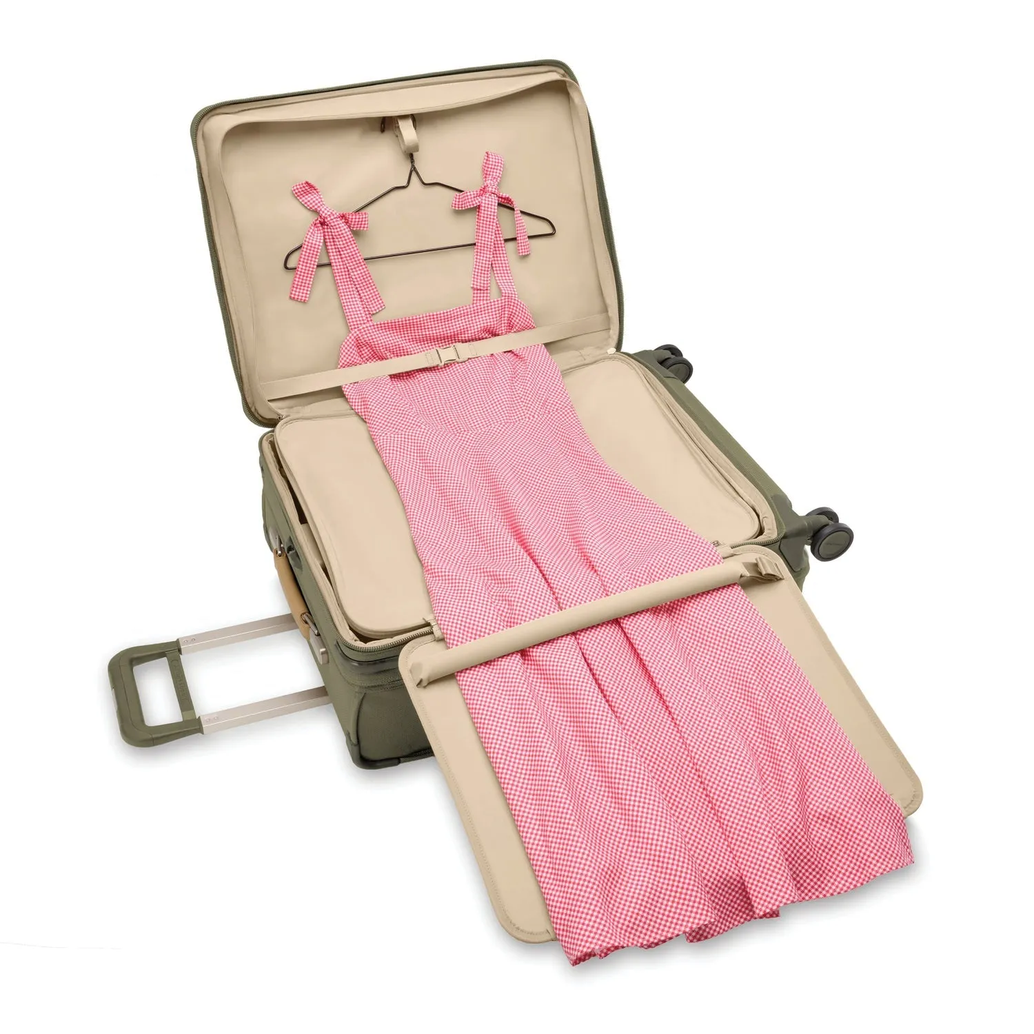 Briggs & Riley Baseline Global Medium Expandable Spinner