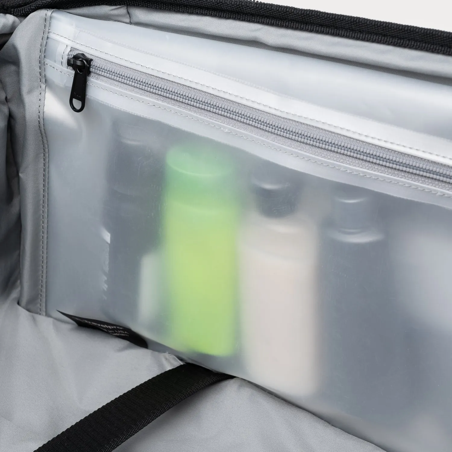 Crew™ Classic Carry-On / Medium Check-In Set