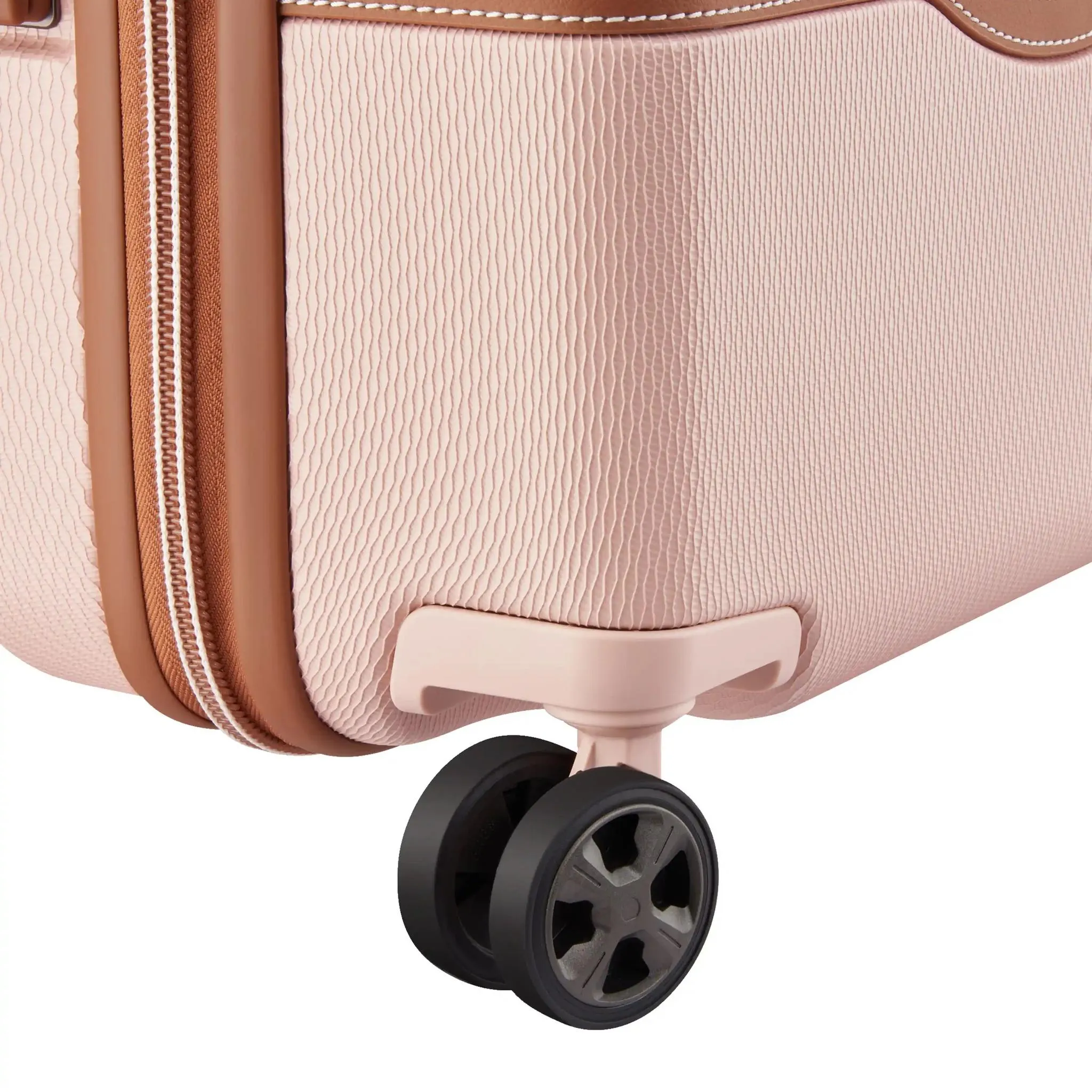 Delsey Chatelet Air 2.0 Large Spinner Carry-On