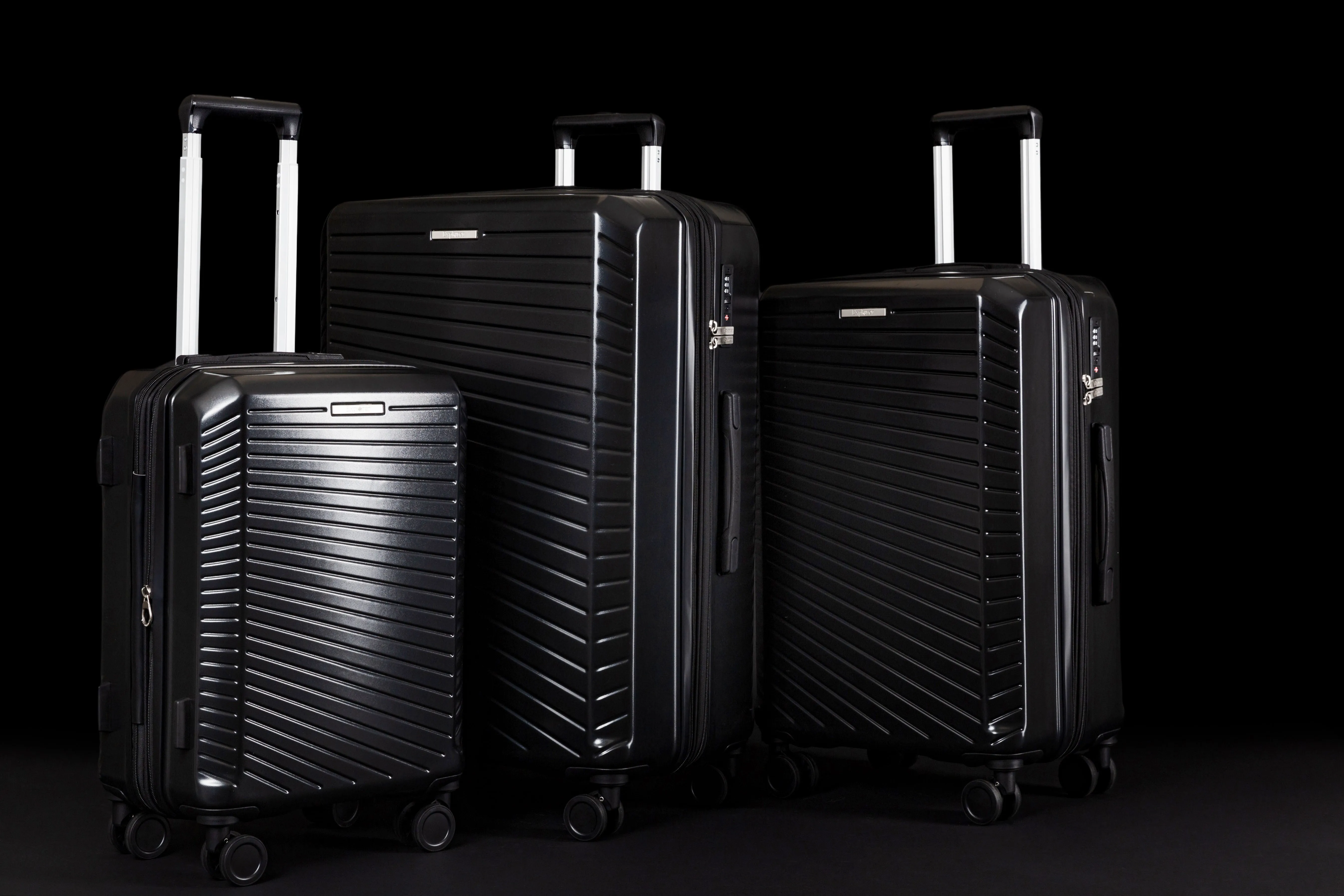 Explorer Passport Anti-Theft Expandable 3-Piece Luggage Set