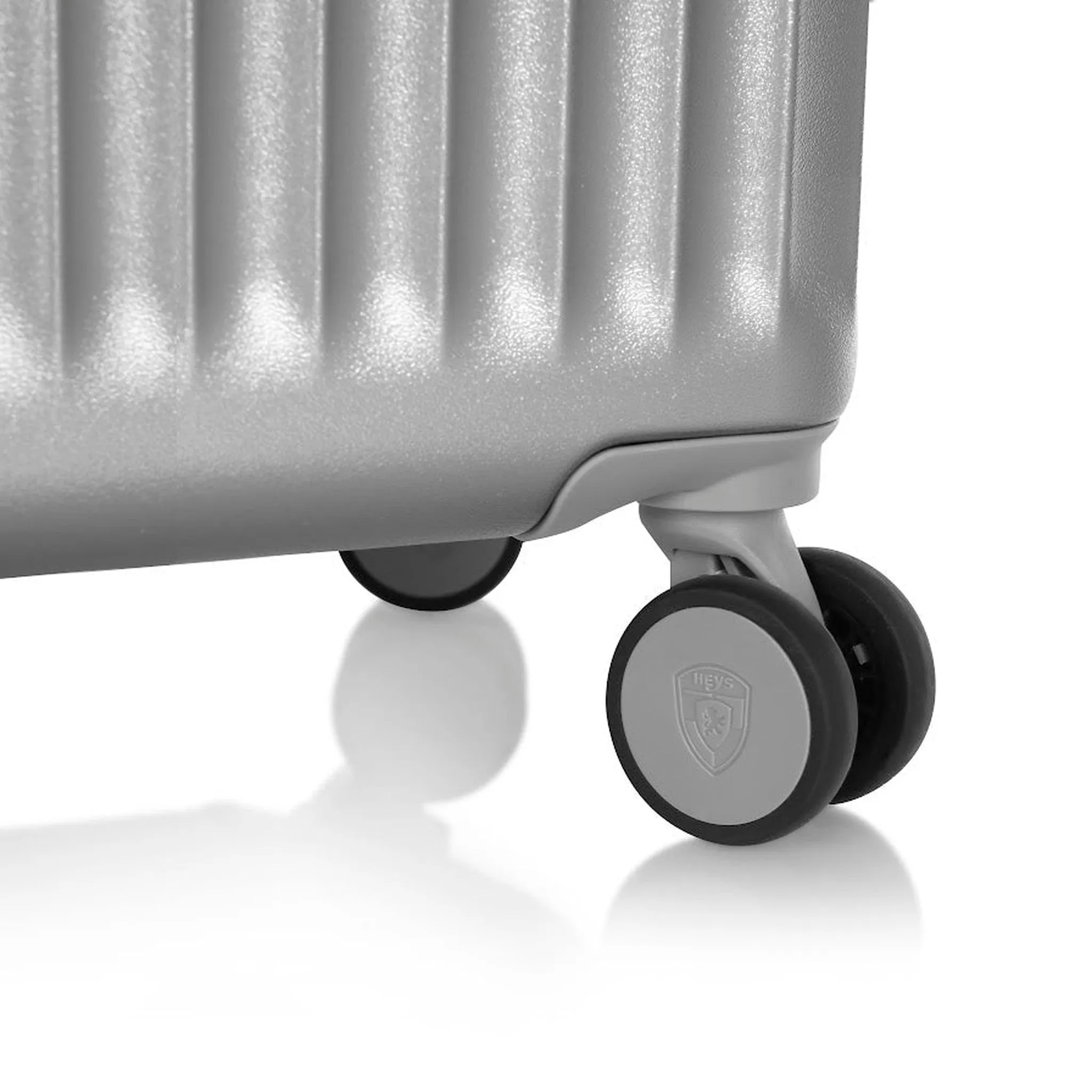 Heys Luxe 26" Spinner
