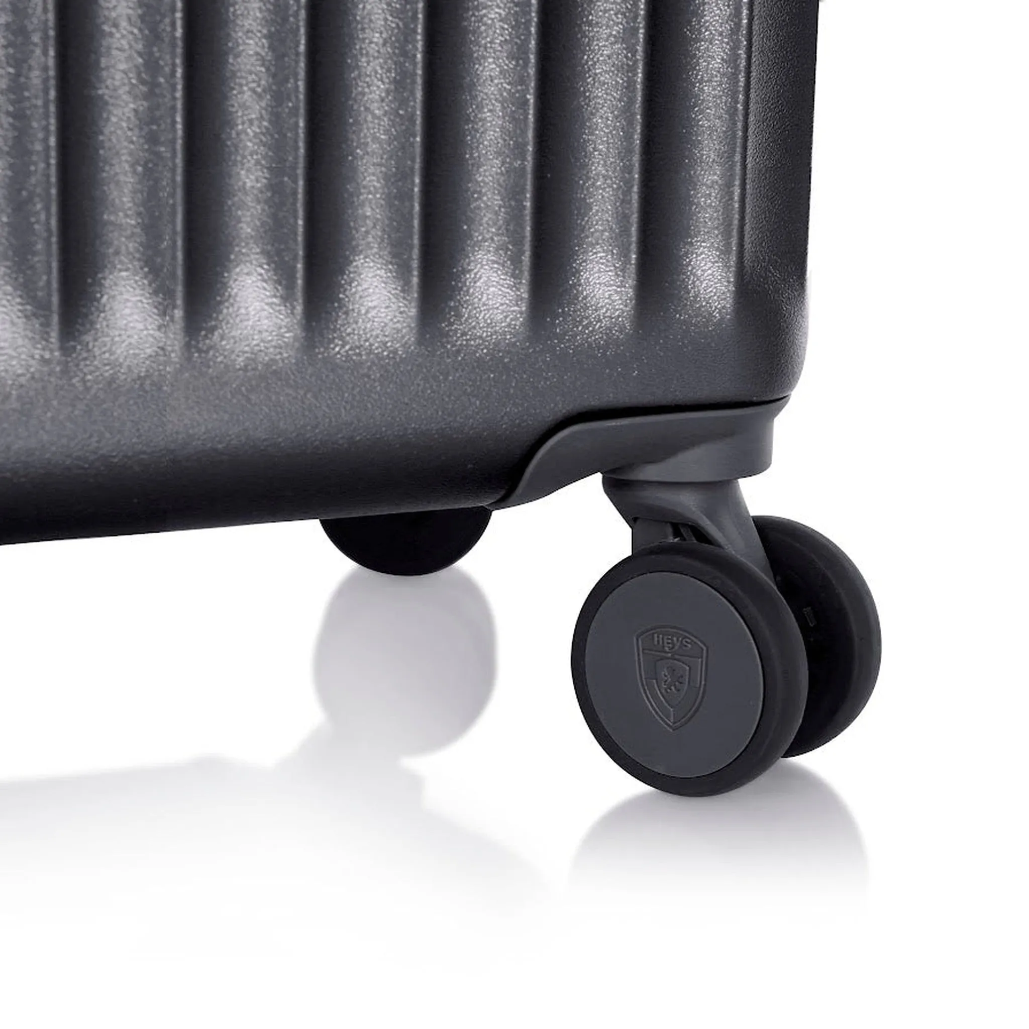 Heys Luxe 26" Spinner