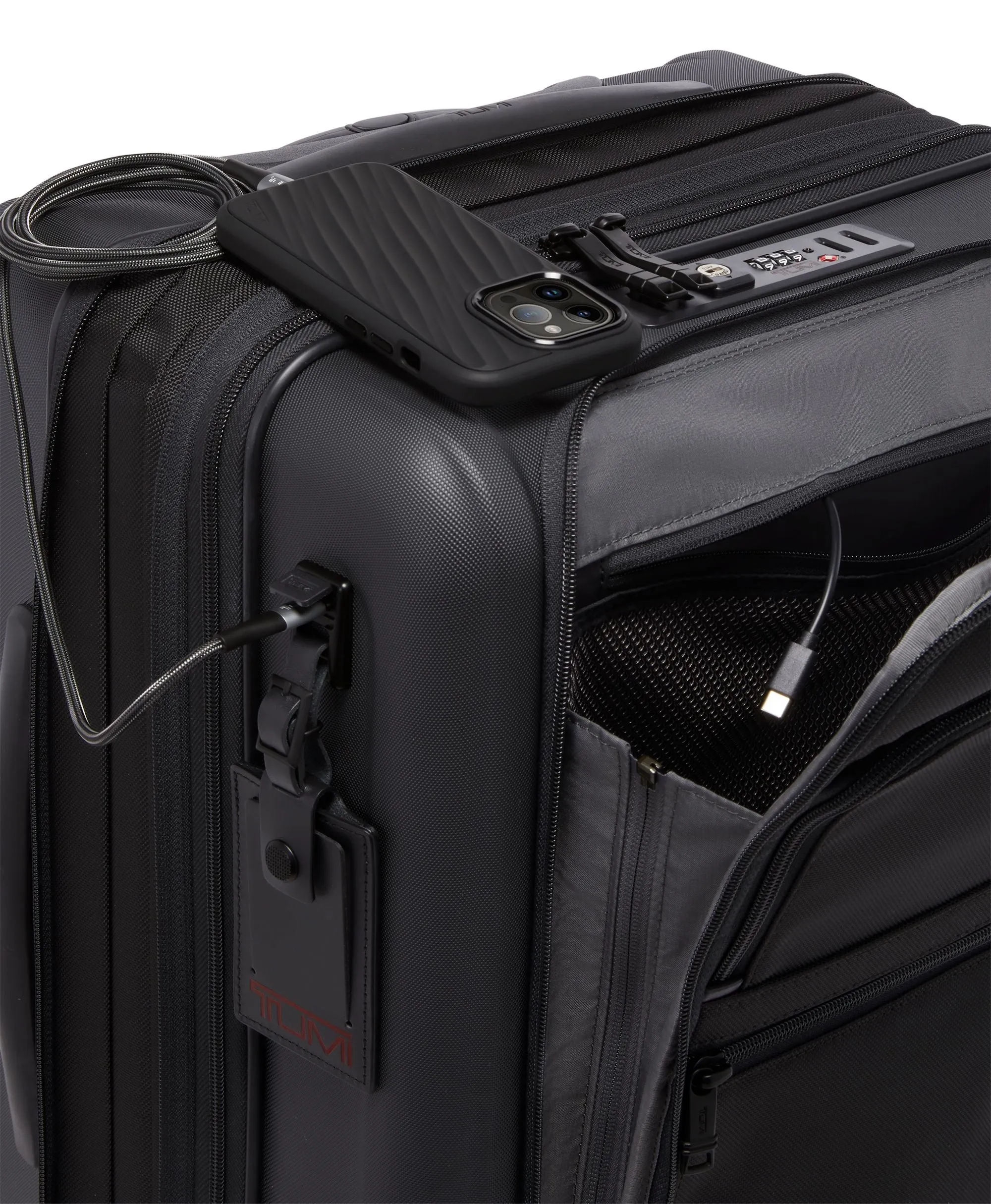 Hybrid Continental Expandable 4-Wheel Carry-On