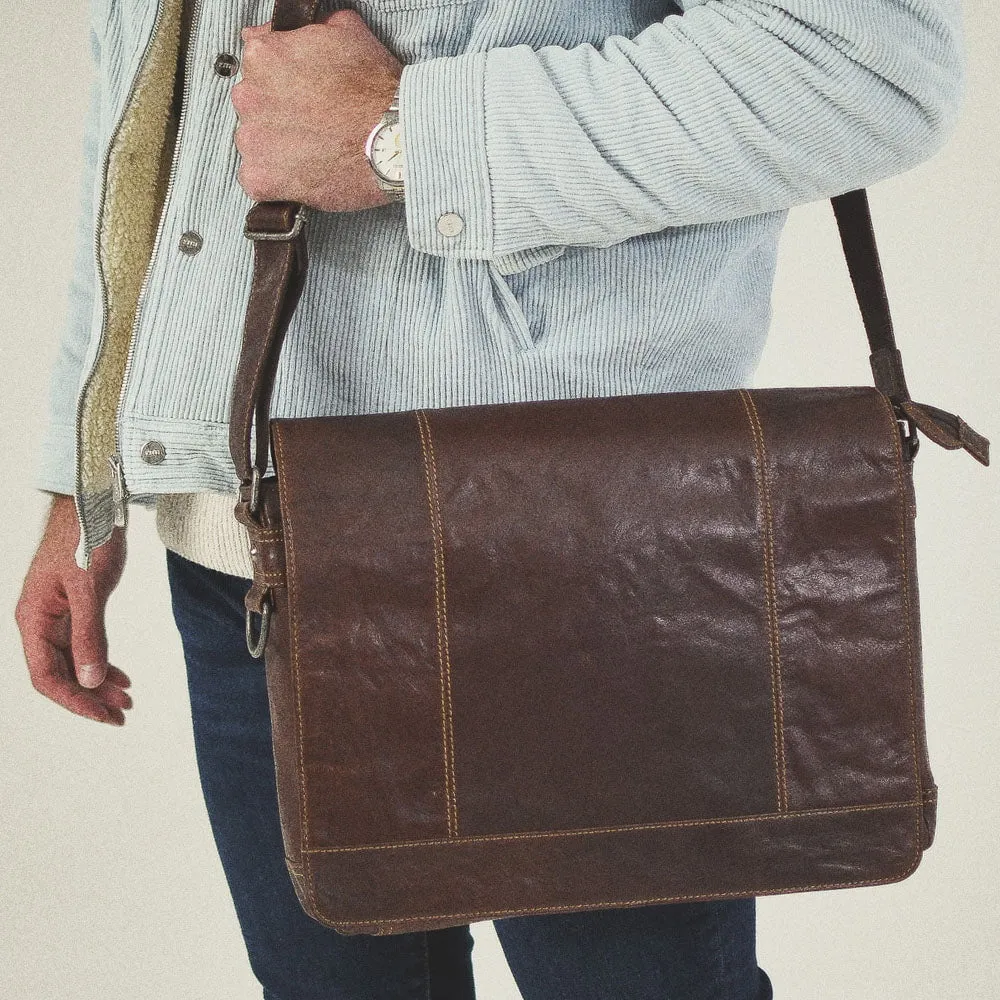 Jack Georges Voyager Full-Size Messenger Bag