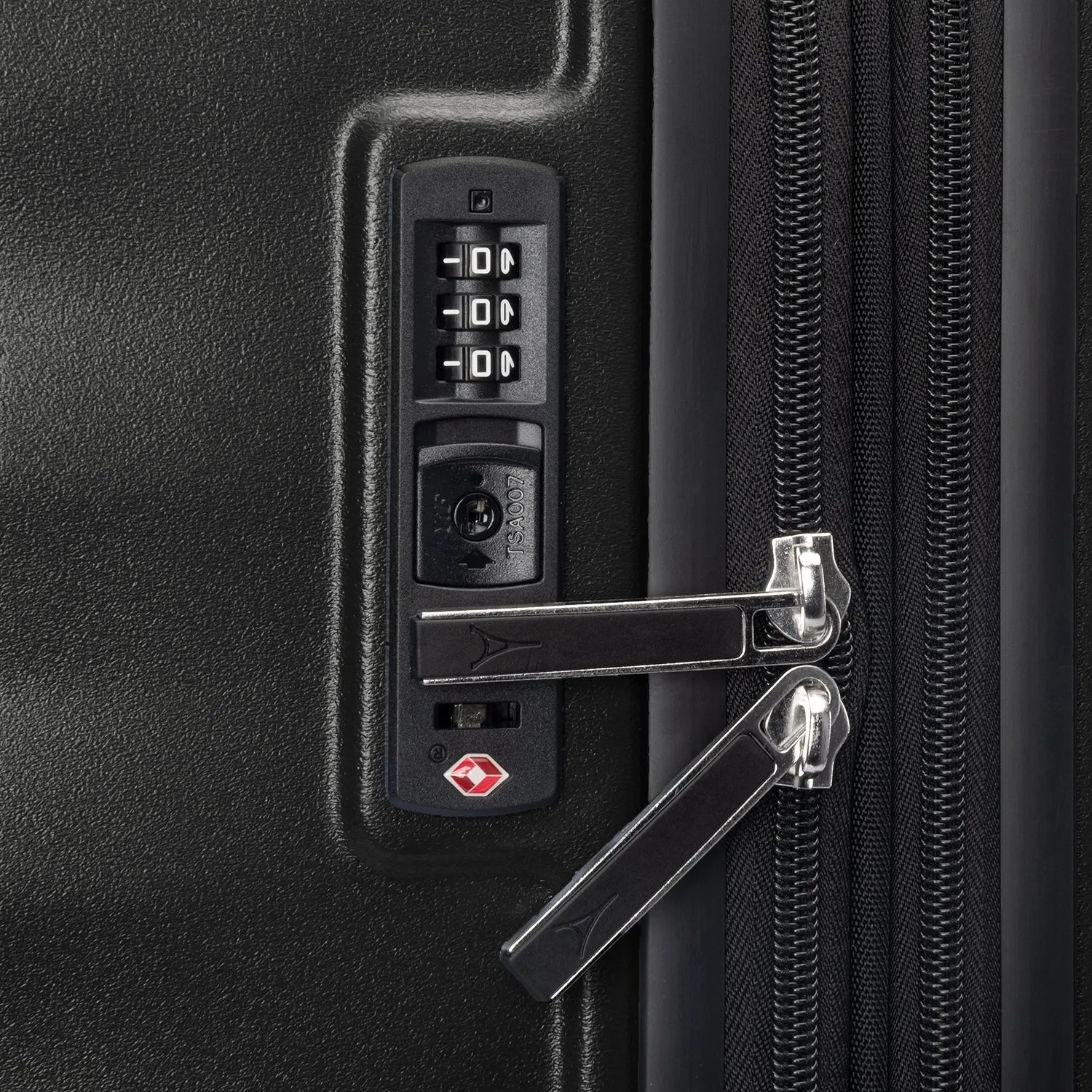 Maxlite® Air V2 Large Check-In Hardside Spinner