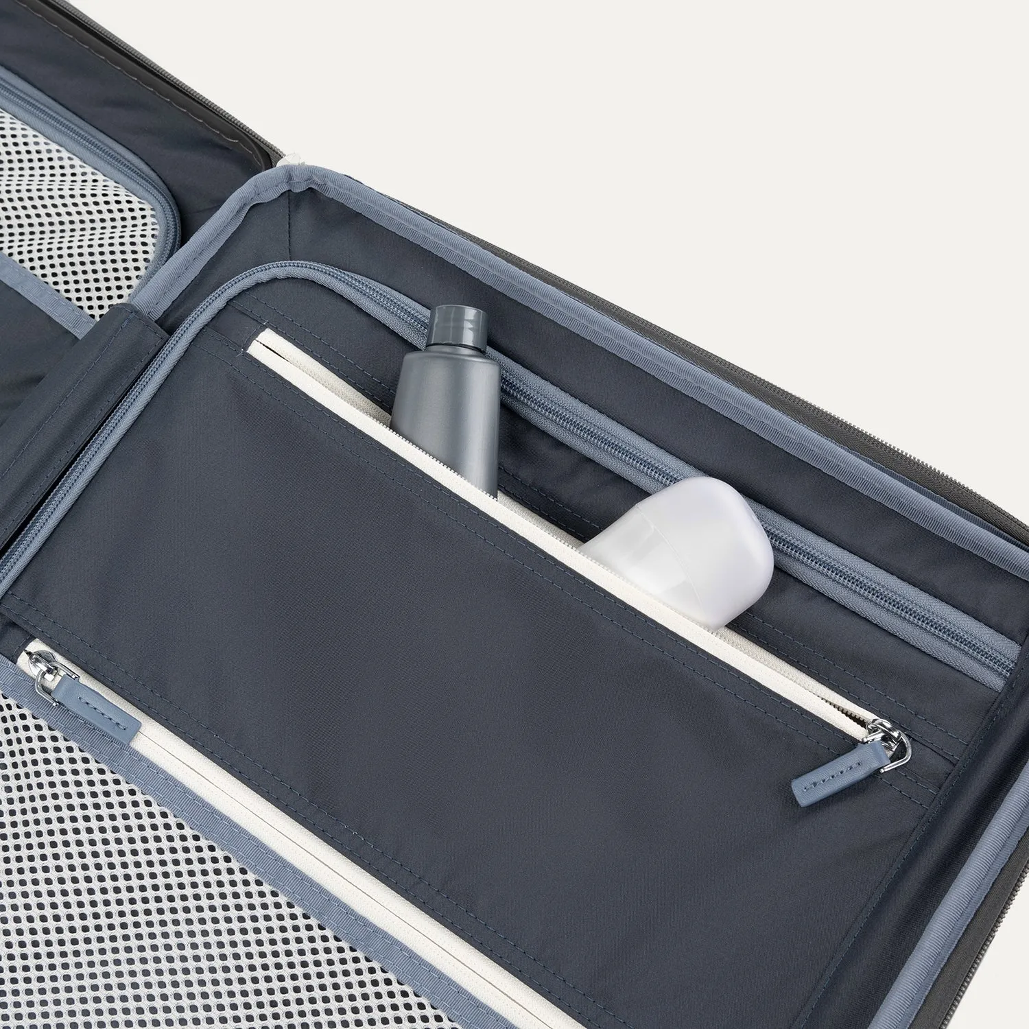 Platinum® Elite Carry-On Hardside Spinner