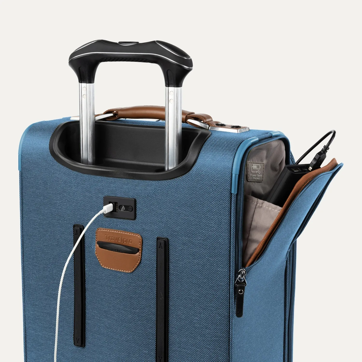 Platinum® Elite Carry-On / Medium Check-In Spinner Set