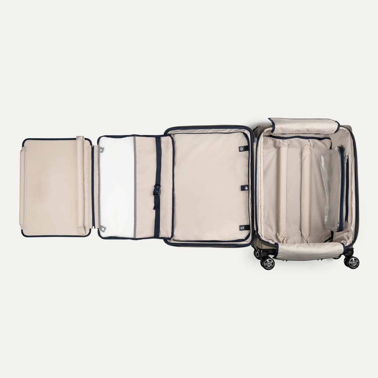 Platinum® Elite Medium Check-In Spinner