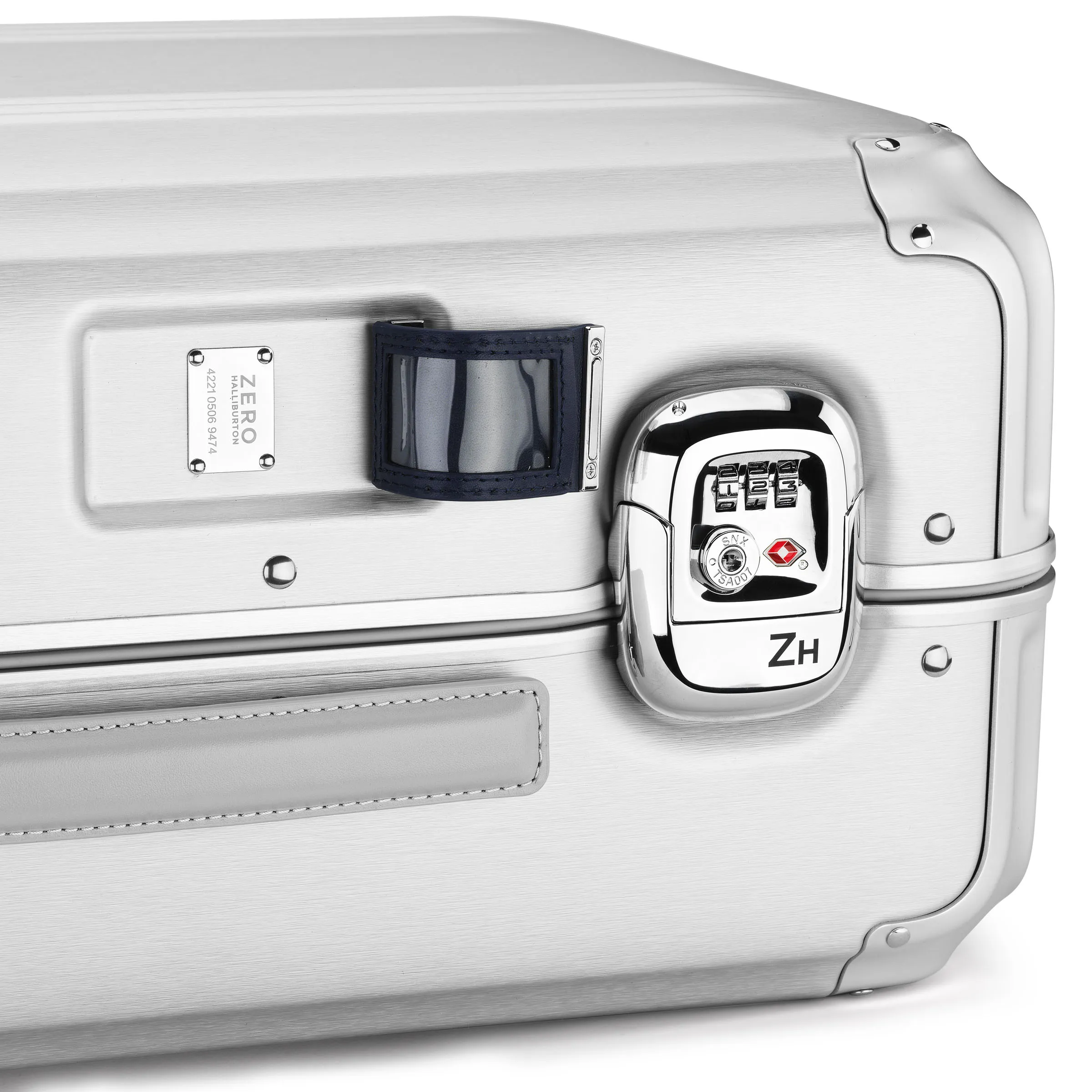 Pursuit Aluminum | International Carry-On Case