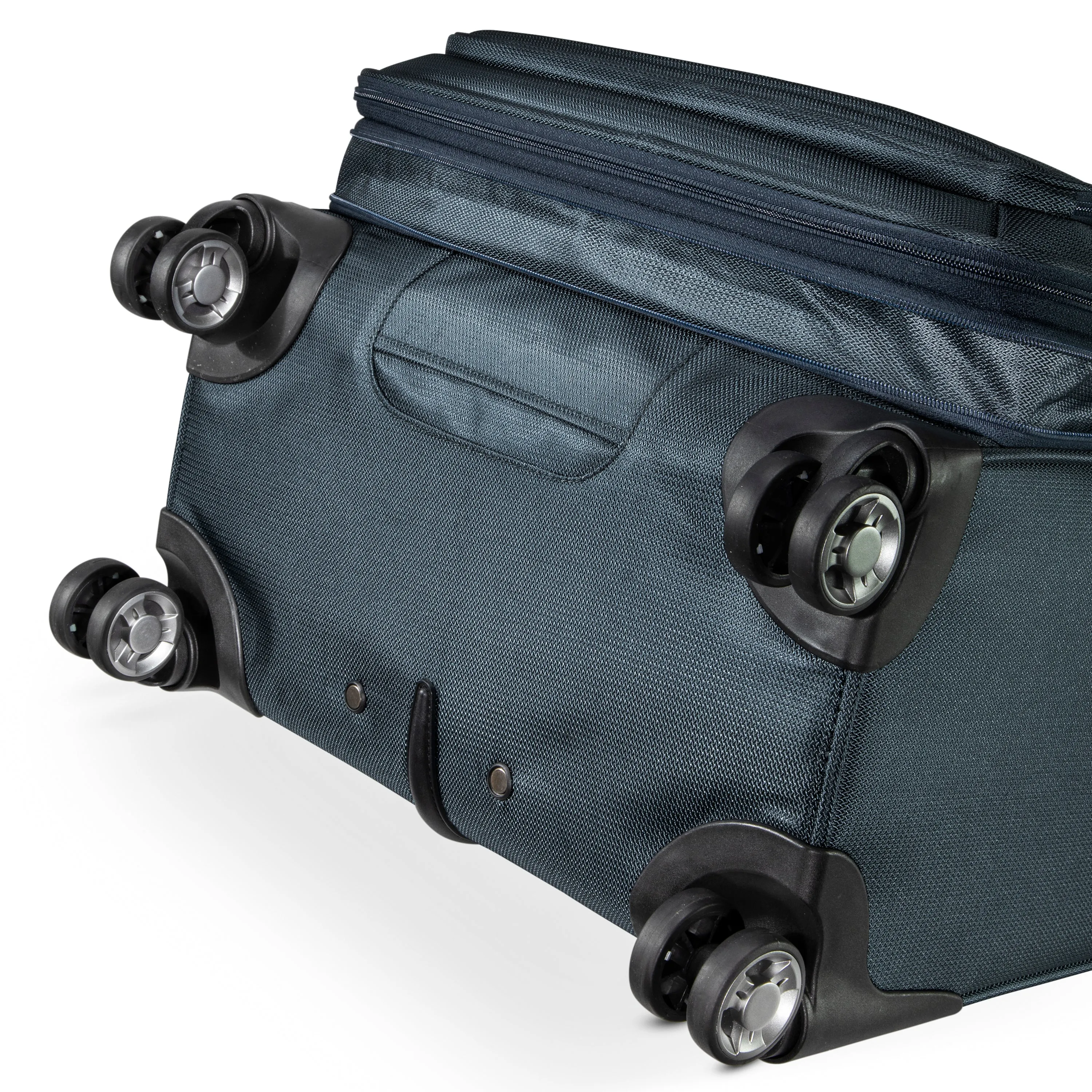 Ricardo Beverly Hills Avalon 21" Carry-On Spinner Luggage
