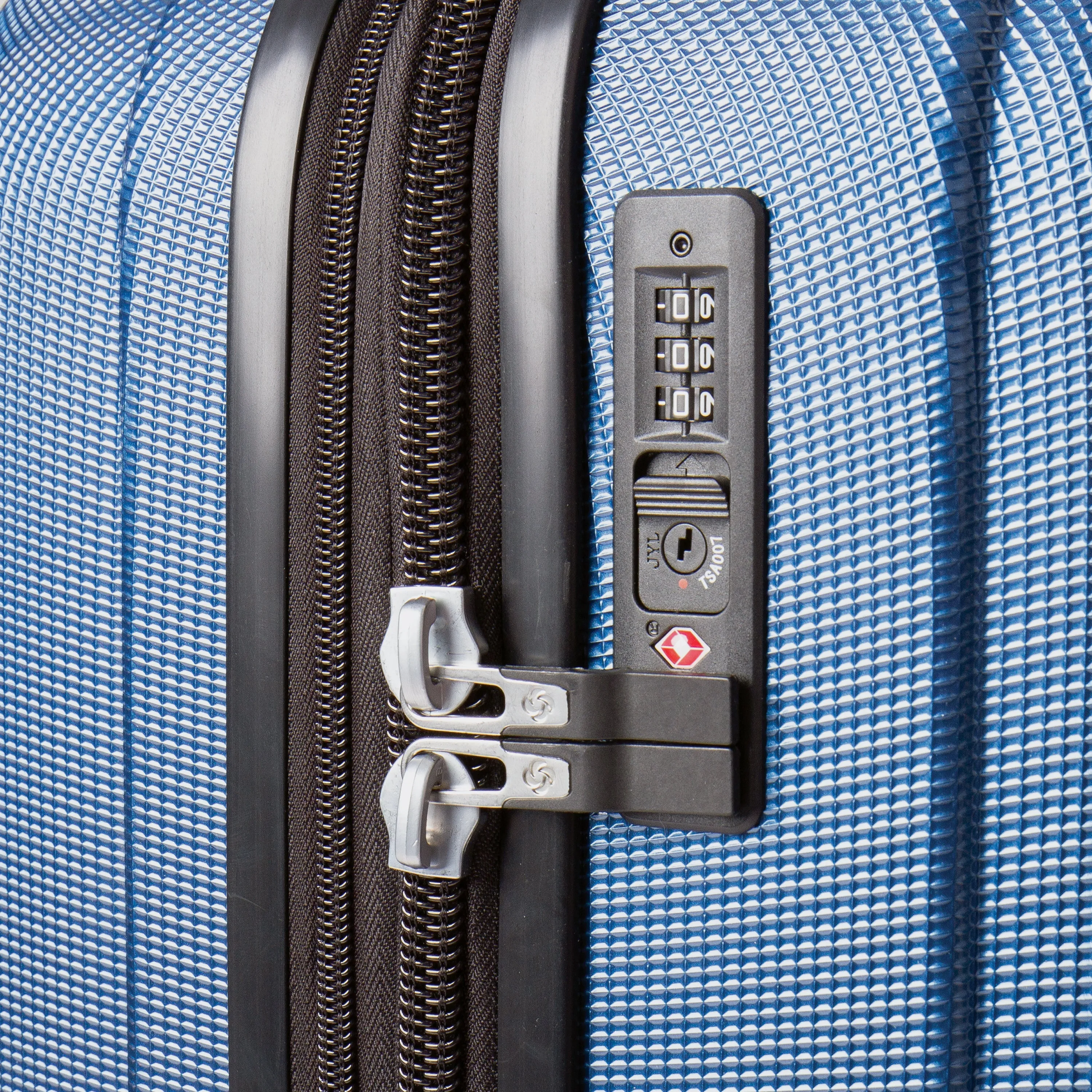 Samsonite Omni 3.0 Carry-On Spinner Expandable Luggage