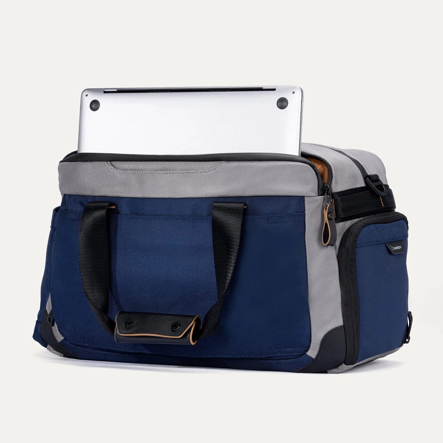 Travelpro® Altitude™ Day-to-Day Duffel