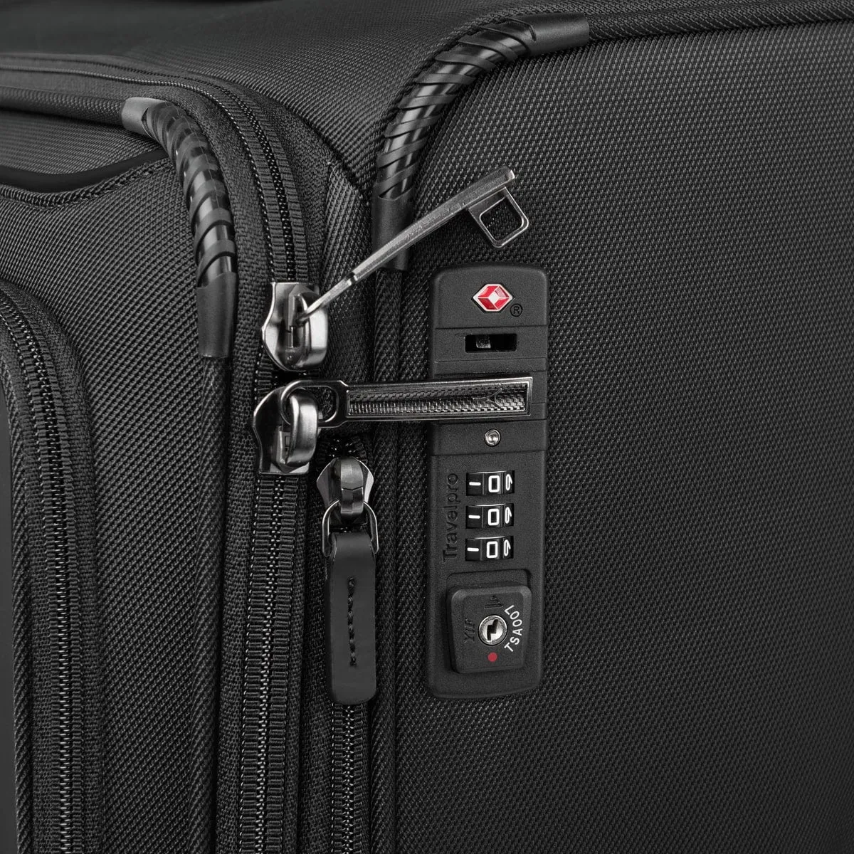 Travelpro Crew Classic Medium Check-in Expandable Spinner Luggage