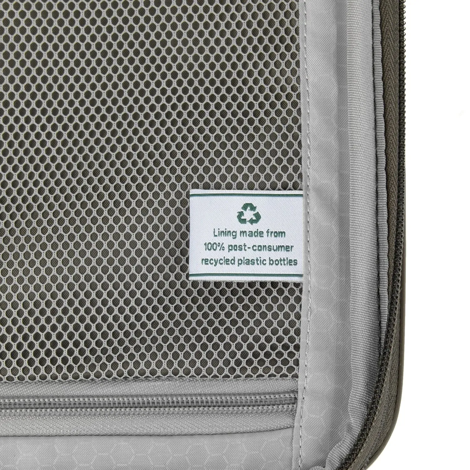 Travelpro Maxlite Air Large Check-in Expandable Hardside Spinner Luggage