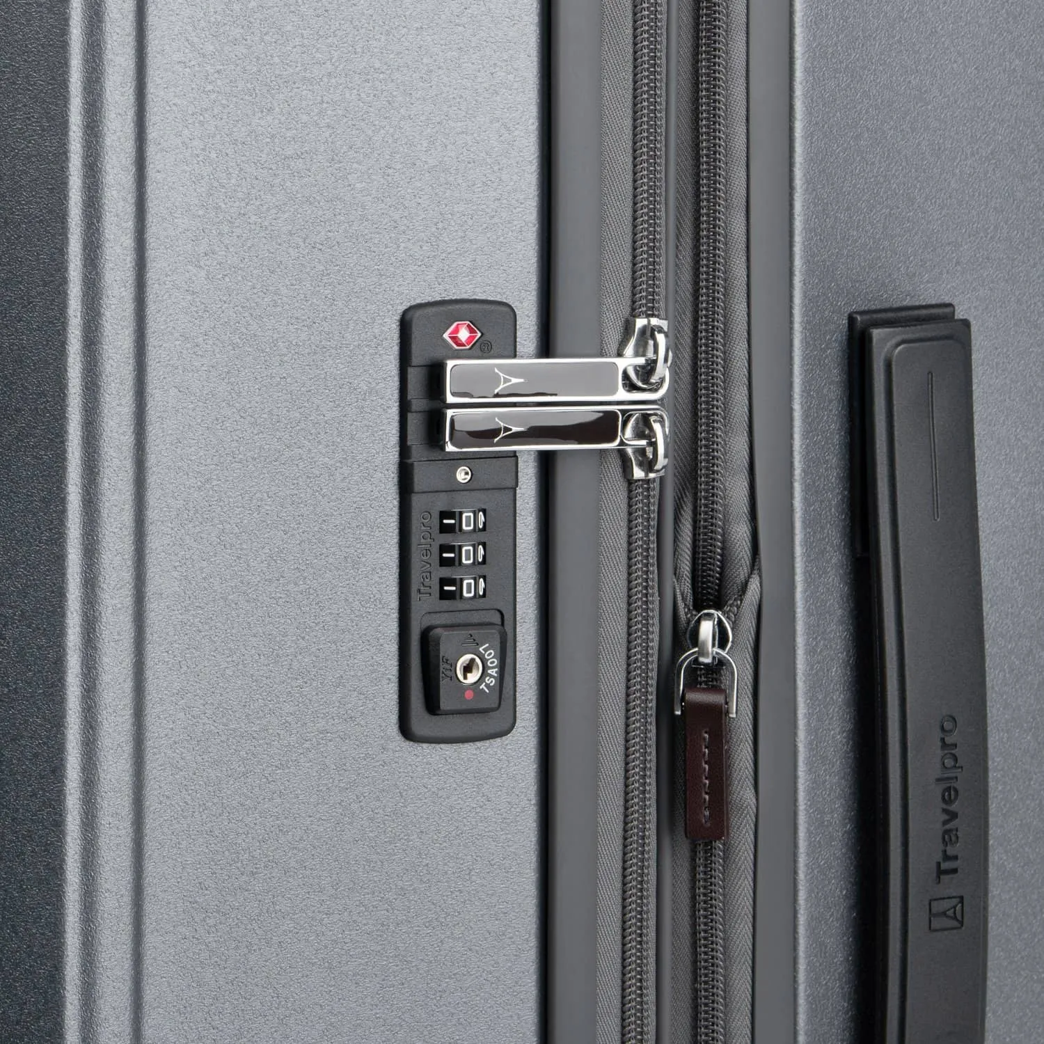 Travelpro Platinum® Elite Large Check-In Expandable Hardside Spinner Luggage