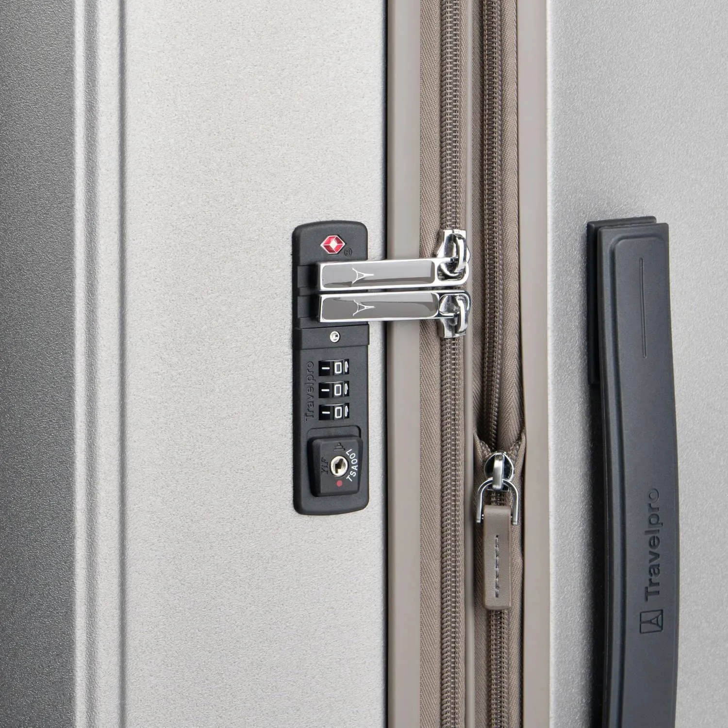 Travelpro Platinum® Elite Large Check-In Expandable Hardside Spinner Luggage