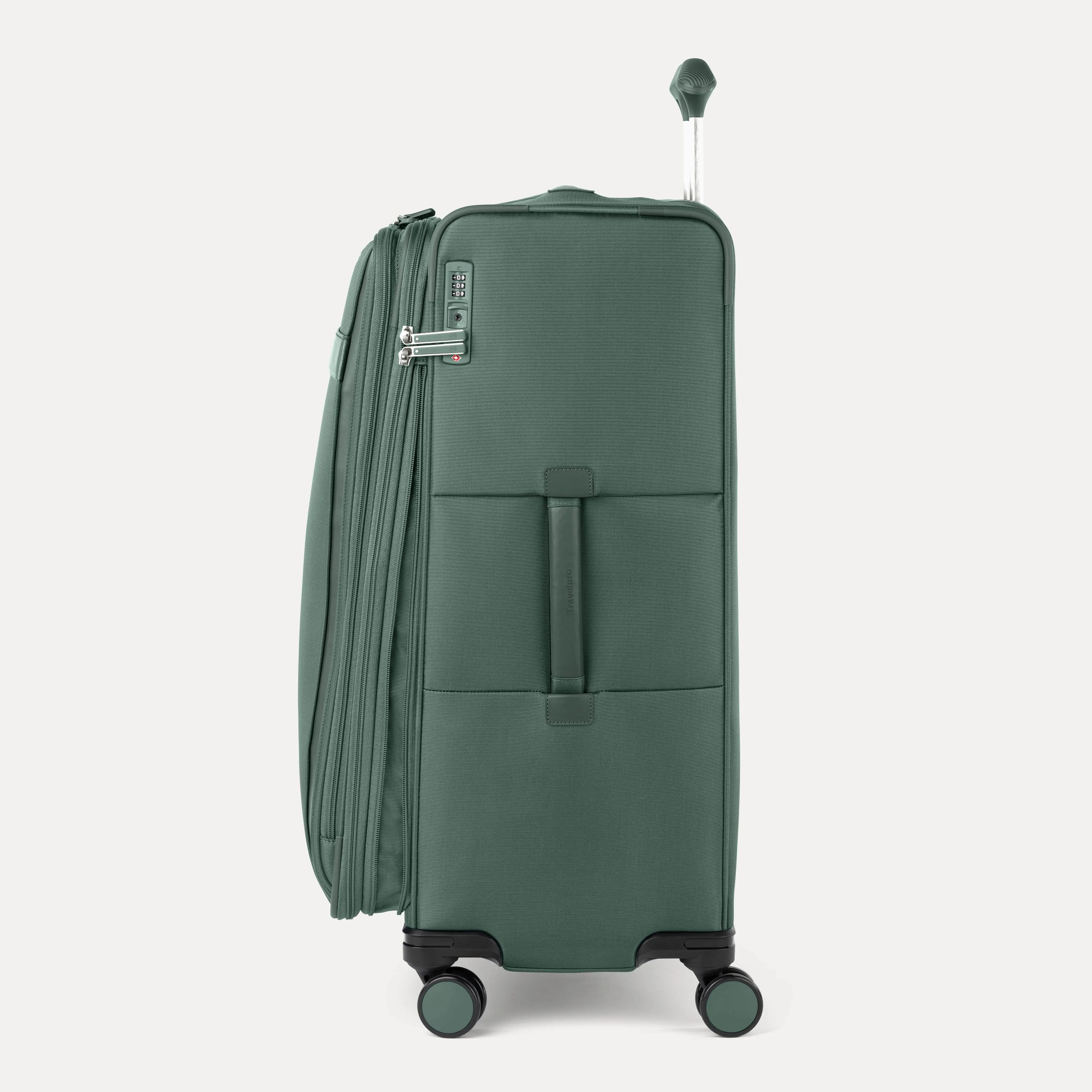Travelpro VersaPack  Large Check-In Expandable Spinner Luggage