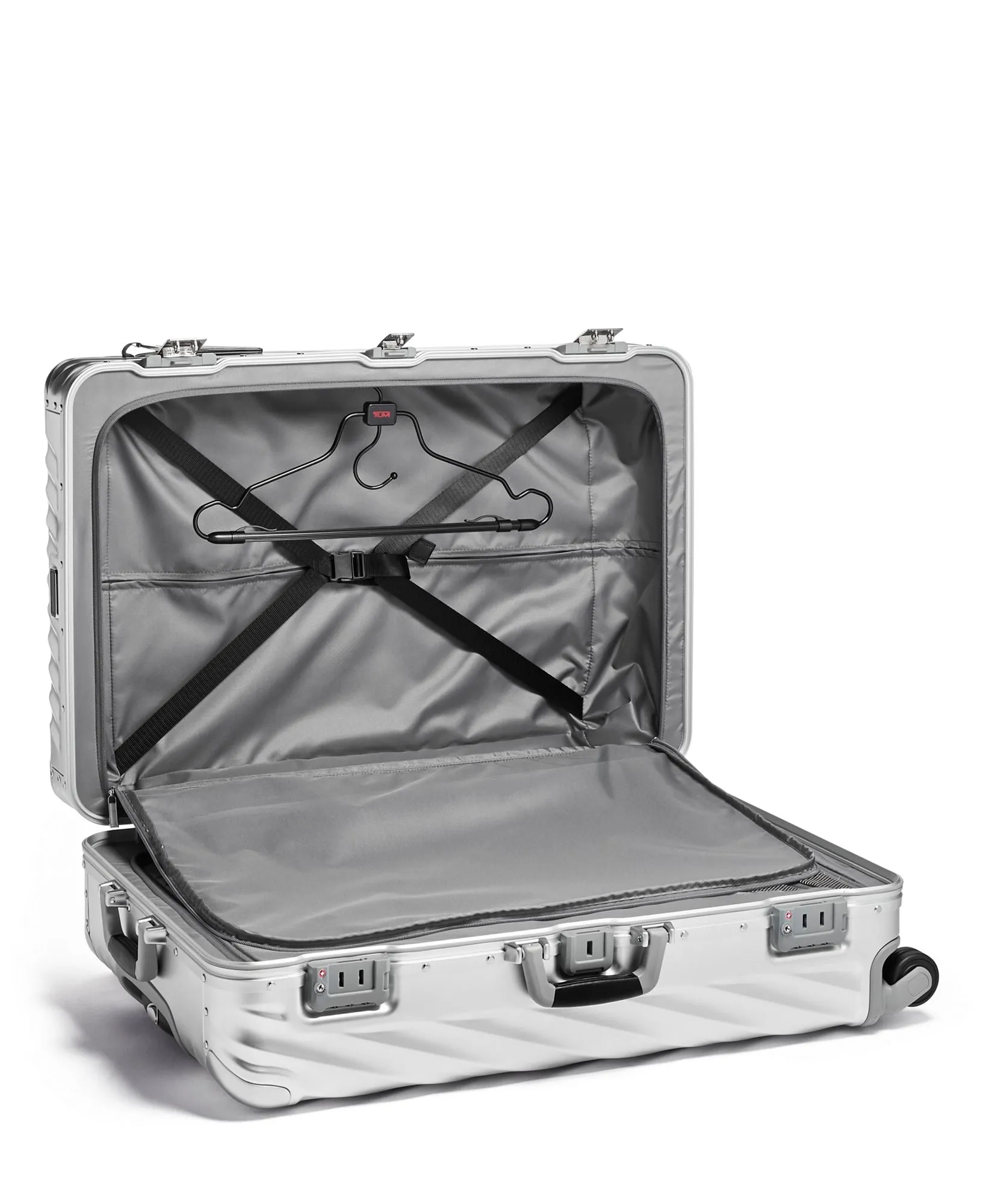 Tumi 19 Degree Aluminum Extended Trip Packing Case
