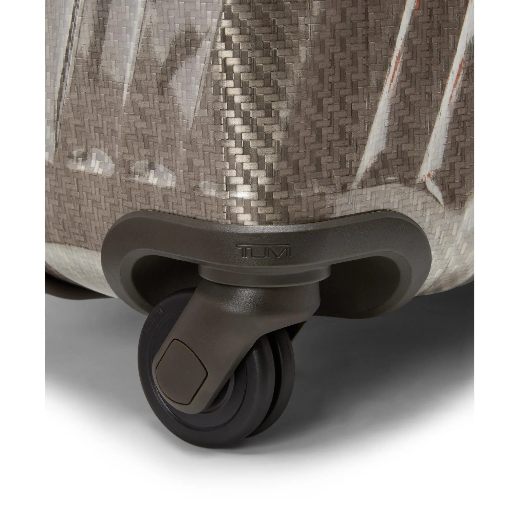 TUMI 19 Degree Lite Extended Trip 4 Wheeled Packing Case