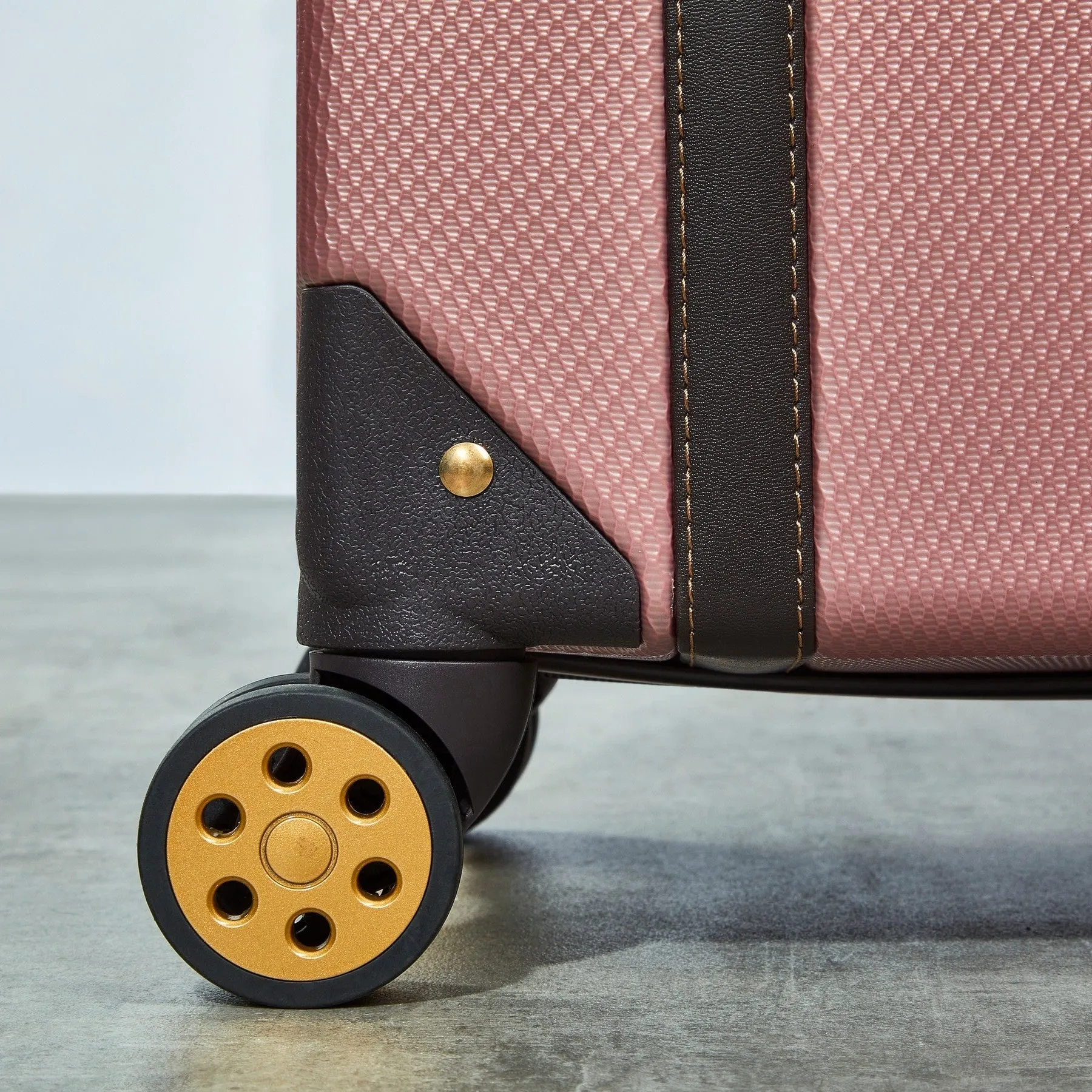Vintage Hardshell Large Suitcase 78cm - Rose Pink